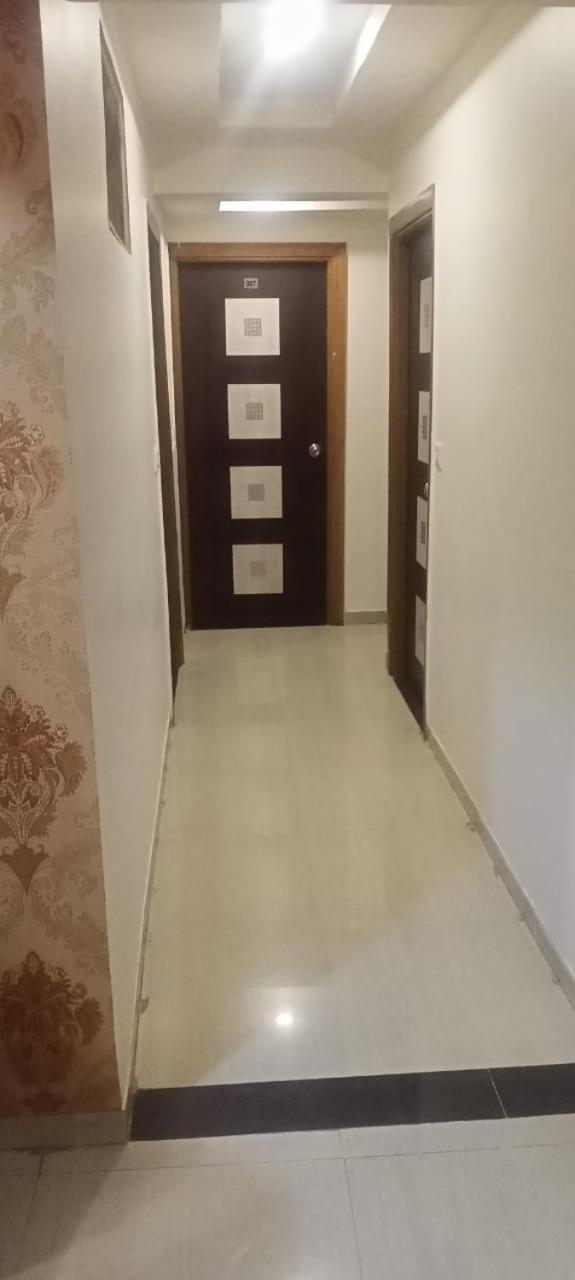 Hotel Anjali Palace Ahmedabad Exterior foto