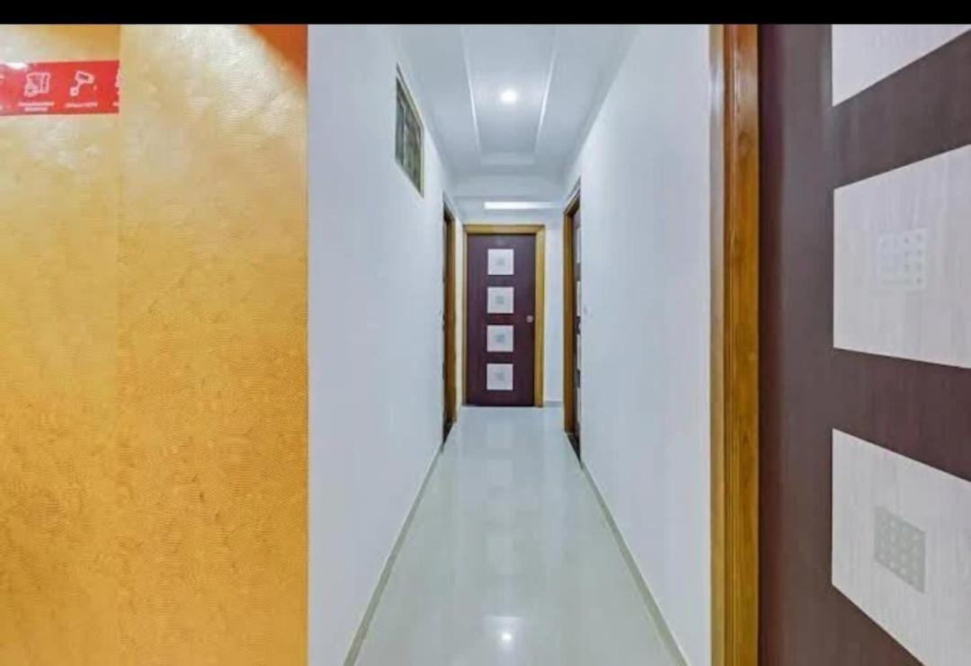 Hotel Anjali Palace Ahmedabad Exterior foto